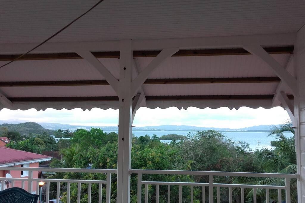 Location Saisonniere Bel Appartement Les Trois-Ilets Exterior foto
